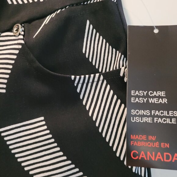 Elegant Pant with Side Placed Pockets - Picture 4 of 5